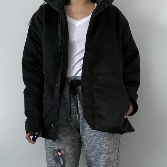 Nike Thermore Insulated Jacket - Picture 6 of 7